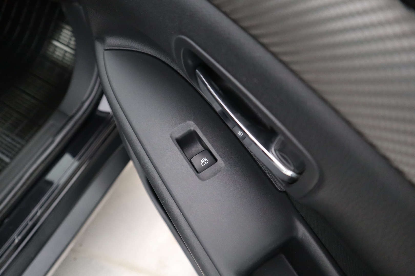 MITSUBISHI Outlander 2015