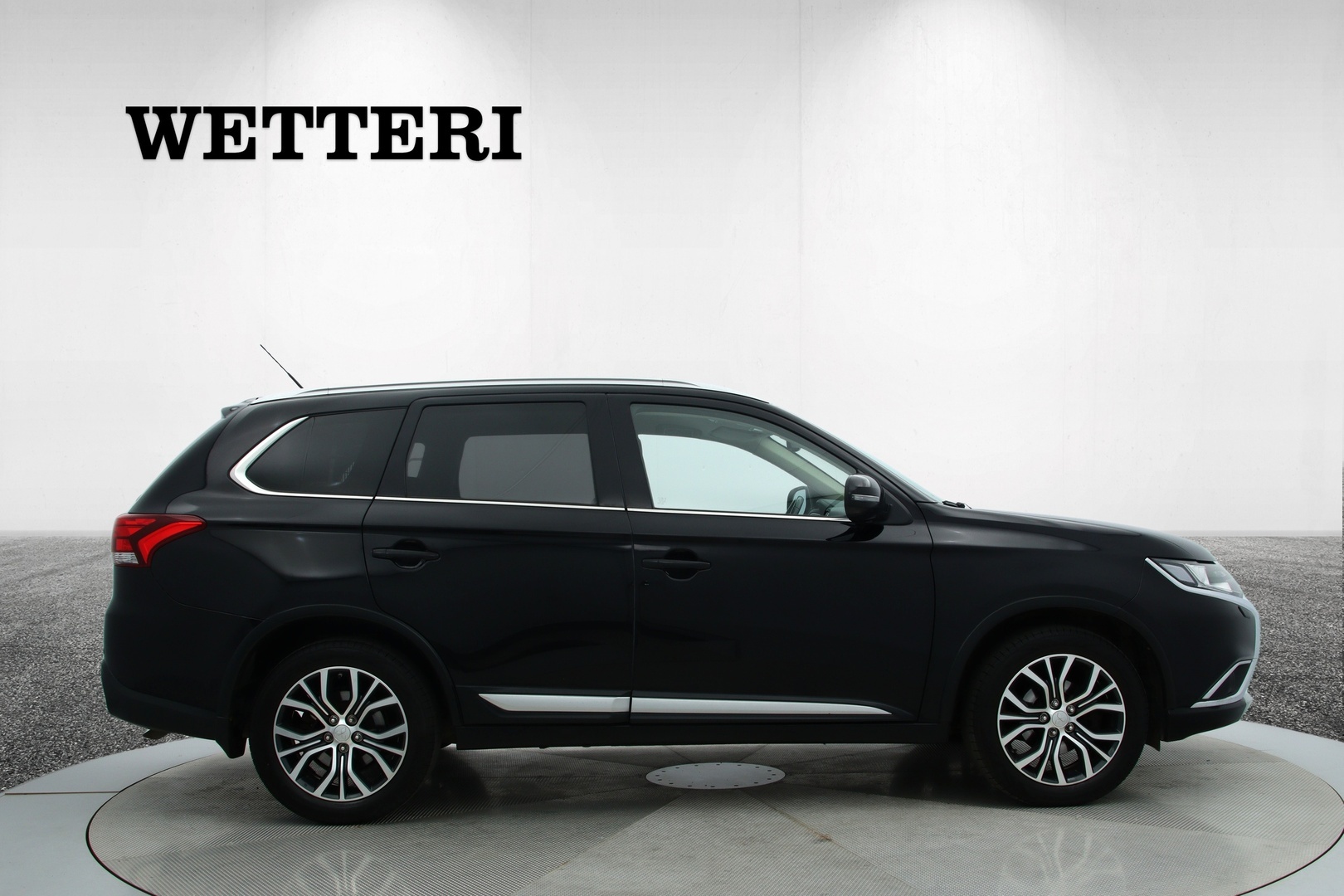 MITSUBISHI Outlander 2015