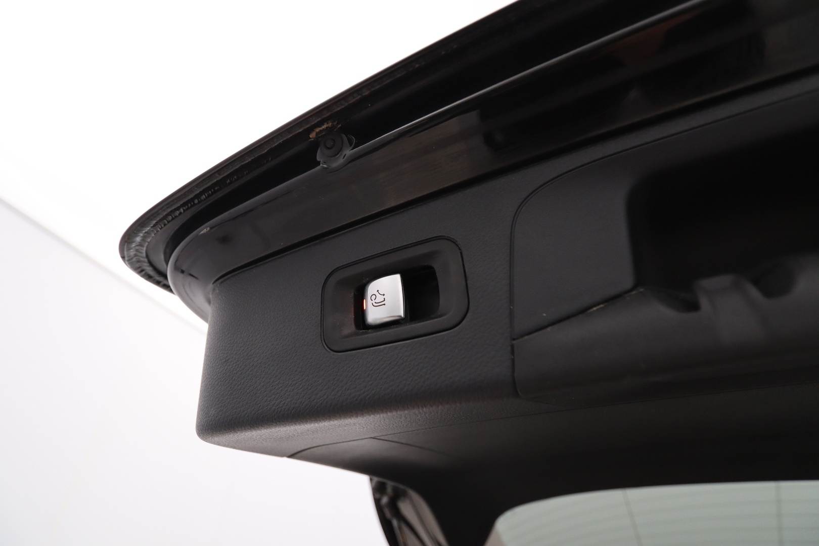 MERCEDES-BENZ GLC 2021