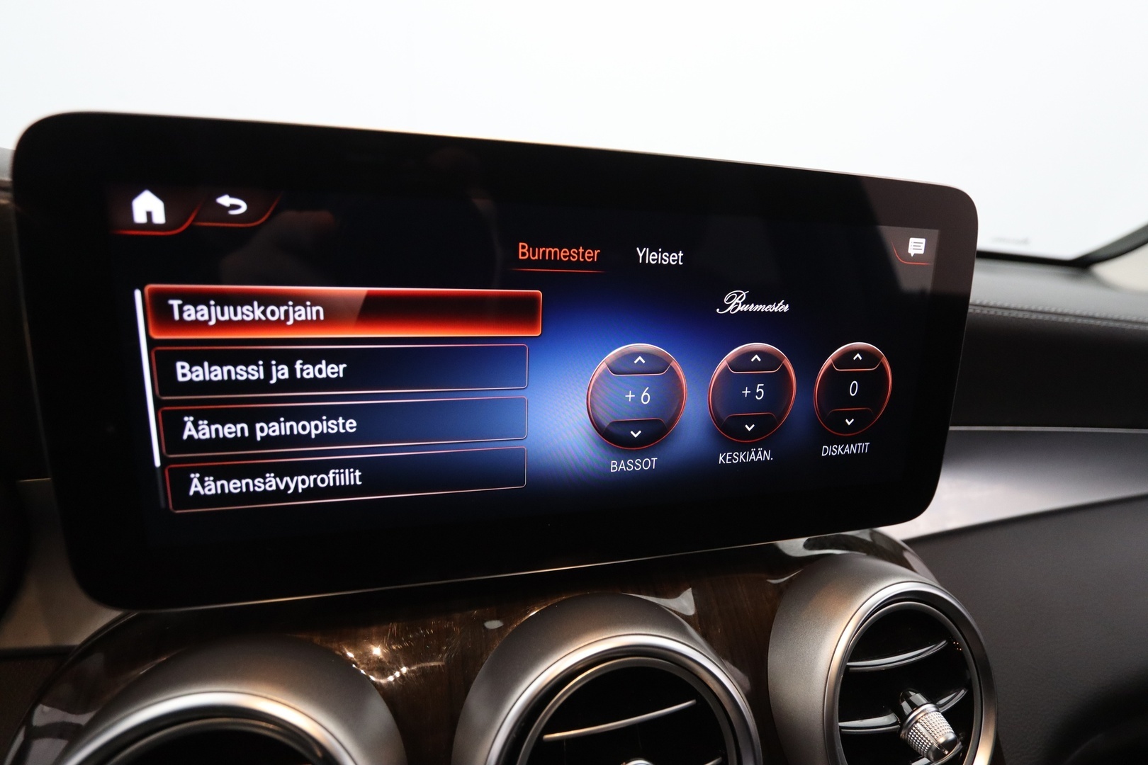 MERCEDES-BENZ GLC 2021