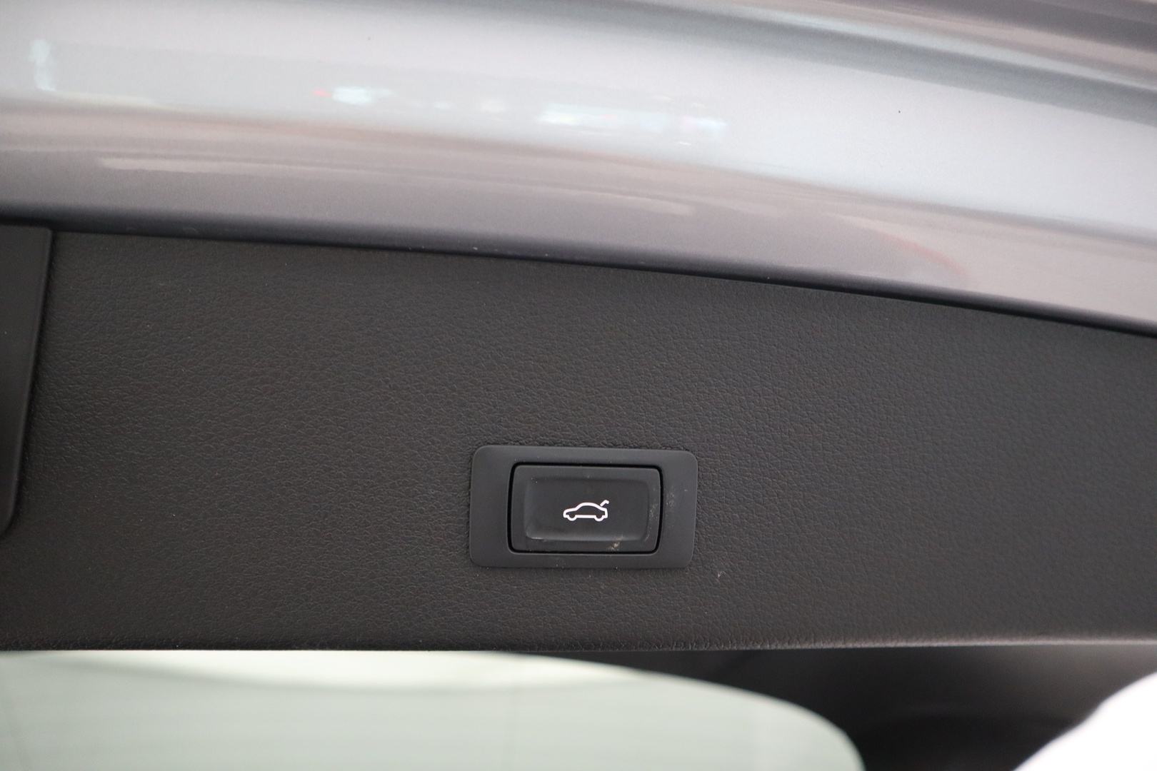 AUDI e-tron 2022
