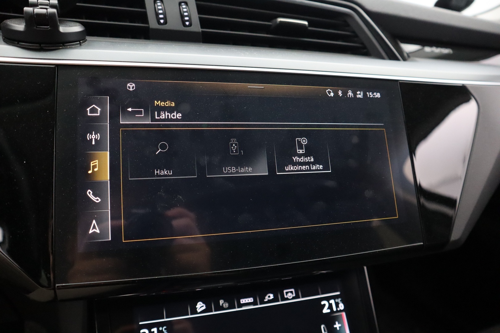 AUDI e-tron 2022