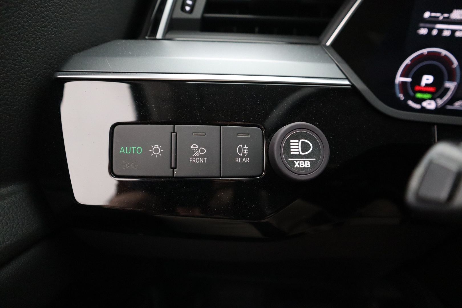 AUDI e-tron 2022