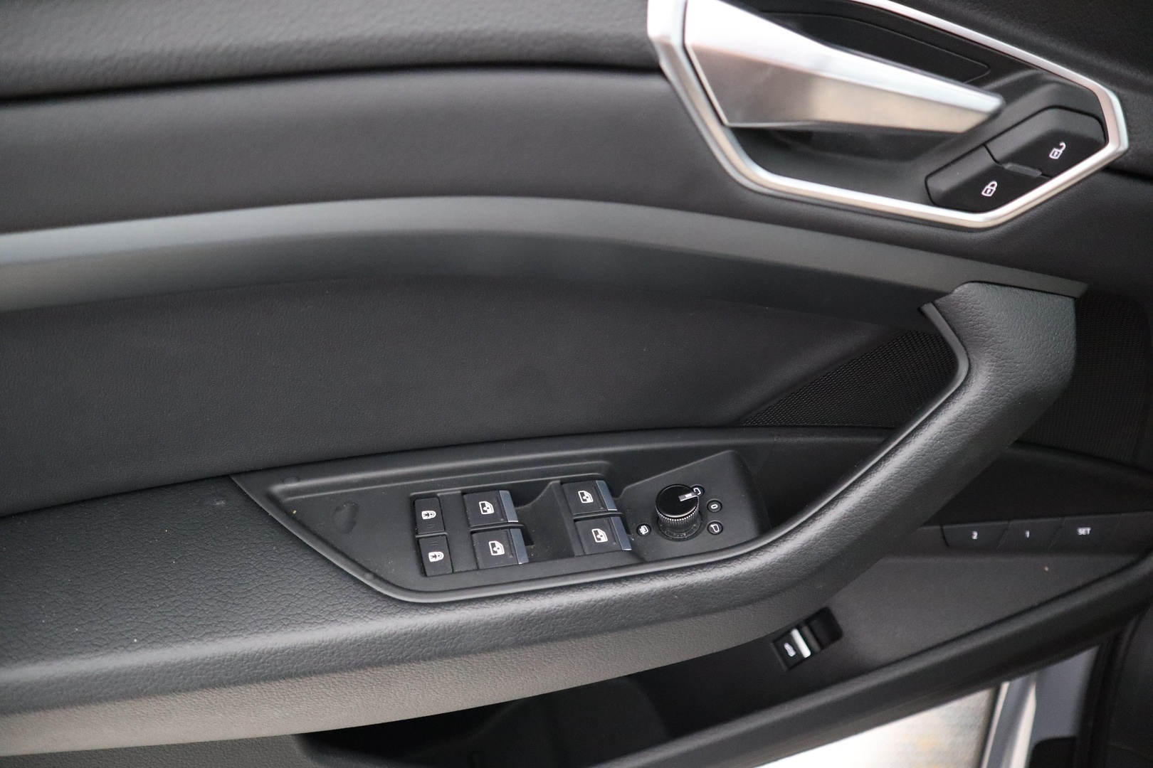 AUDI e-tron 2022