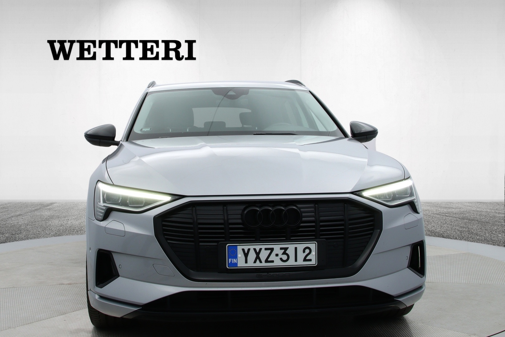 AUDI e-tron 2022