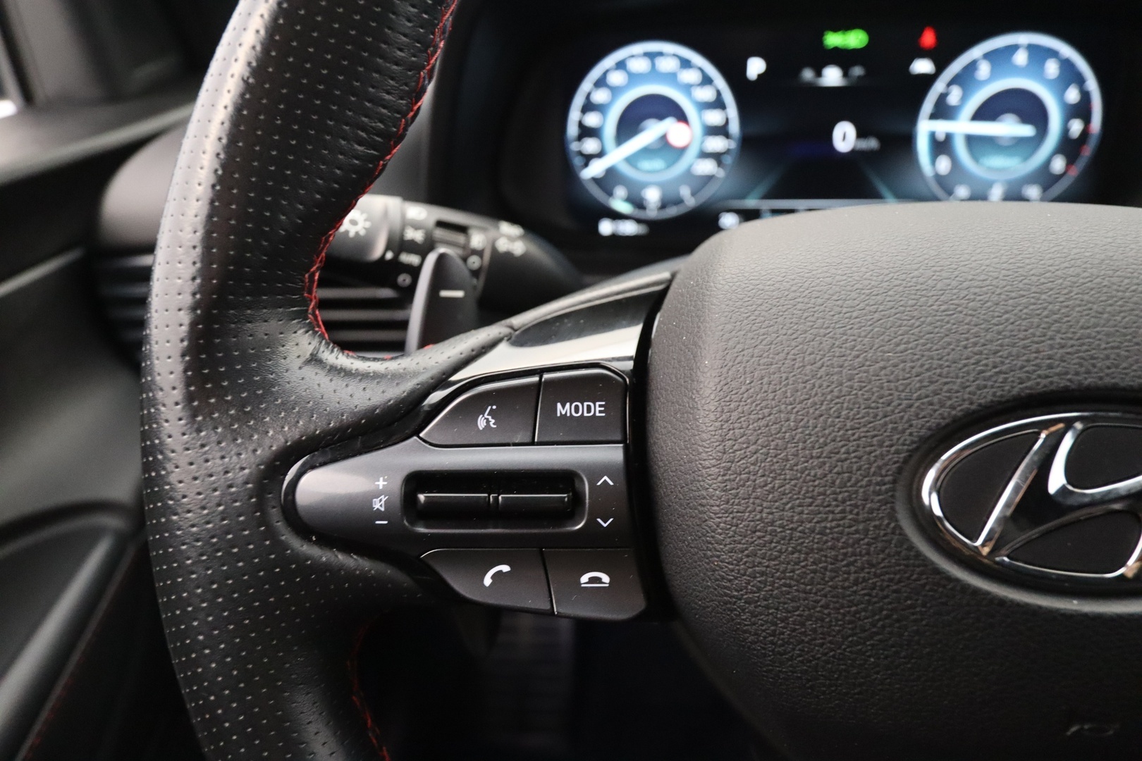 HYUNDAI i20 Hatchback 2023