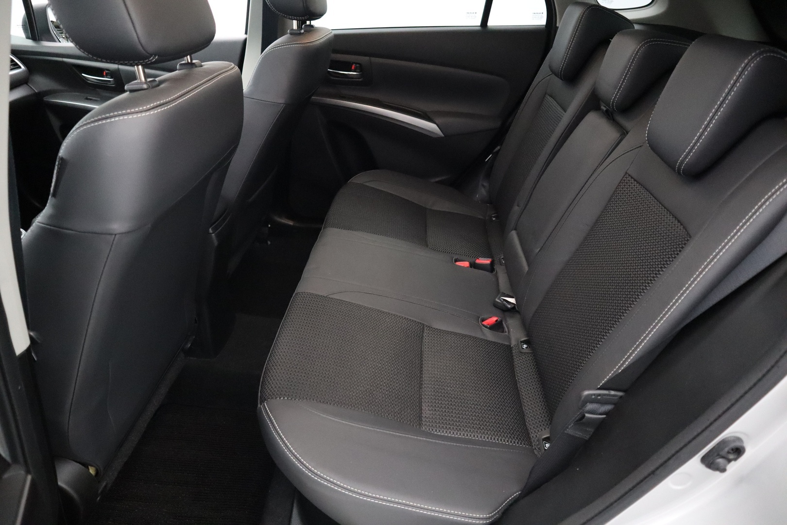 SUZUKI S-Cross 2023