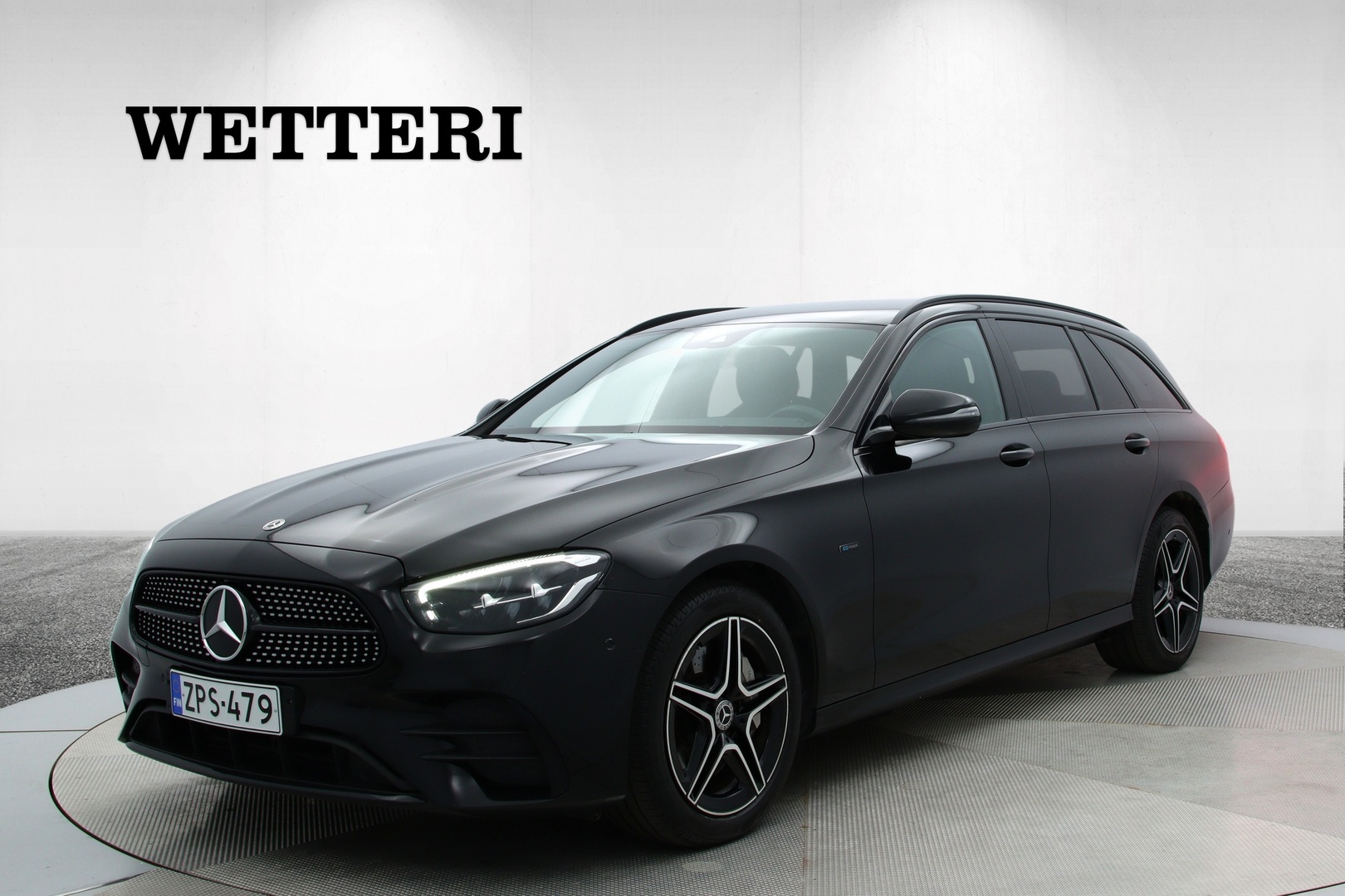 MERCEDES-BENZ E 2022