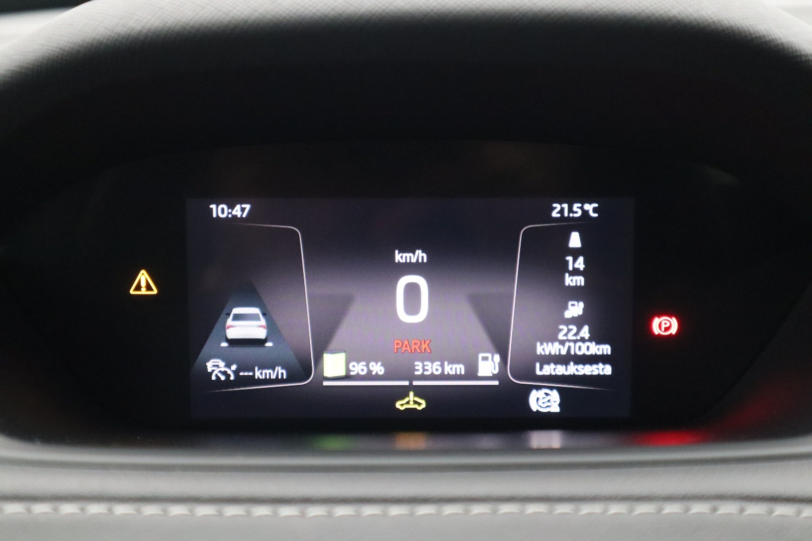 SKODA Enyaq 21