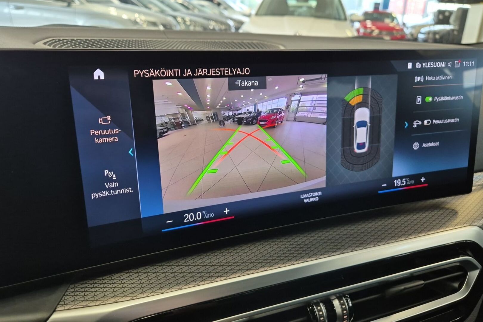 BMW i4 22