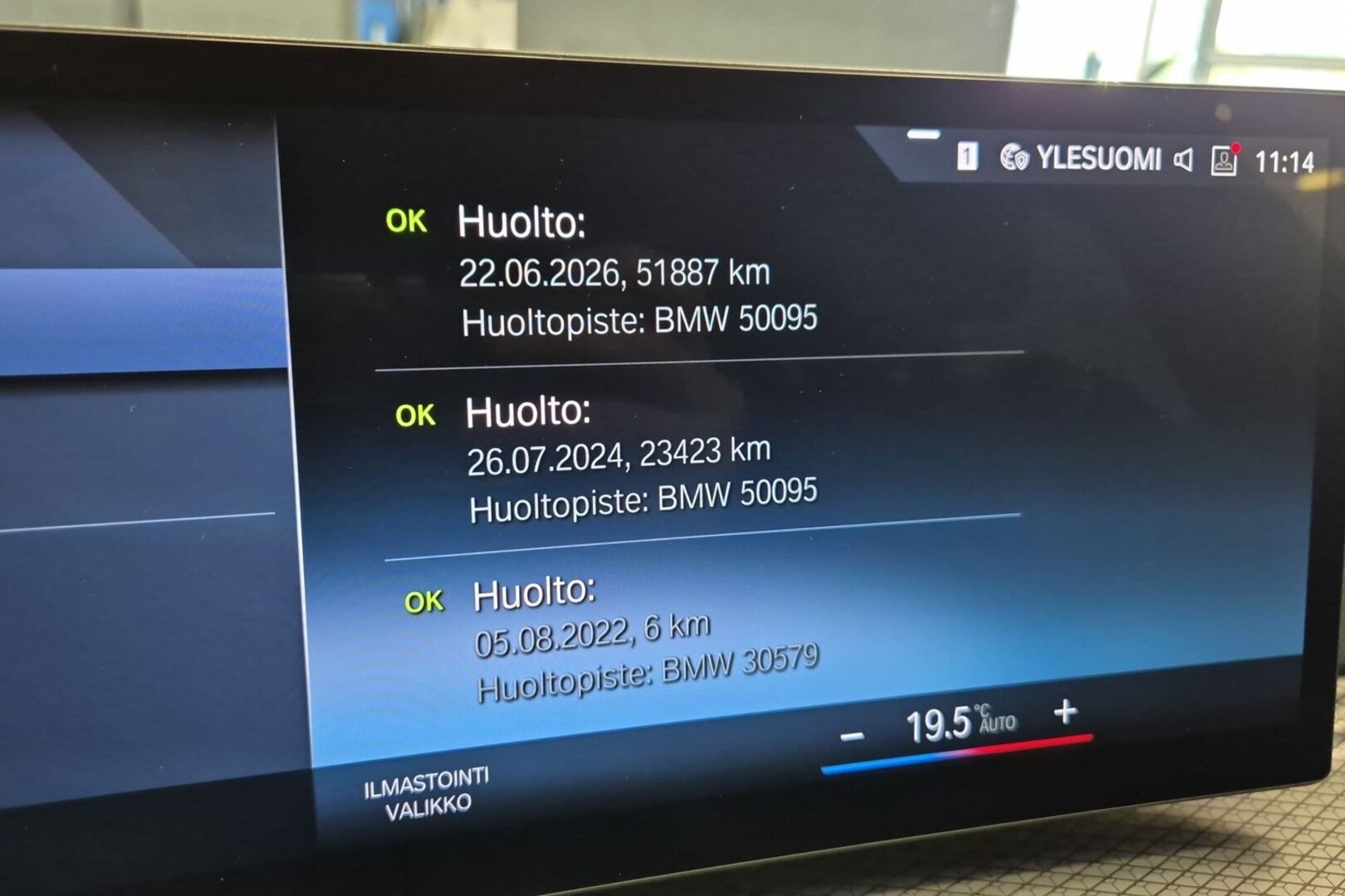 BMW i4 28