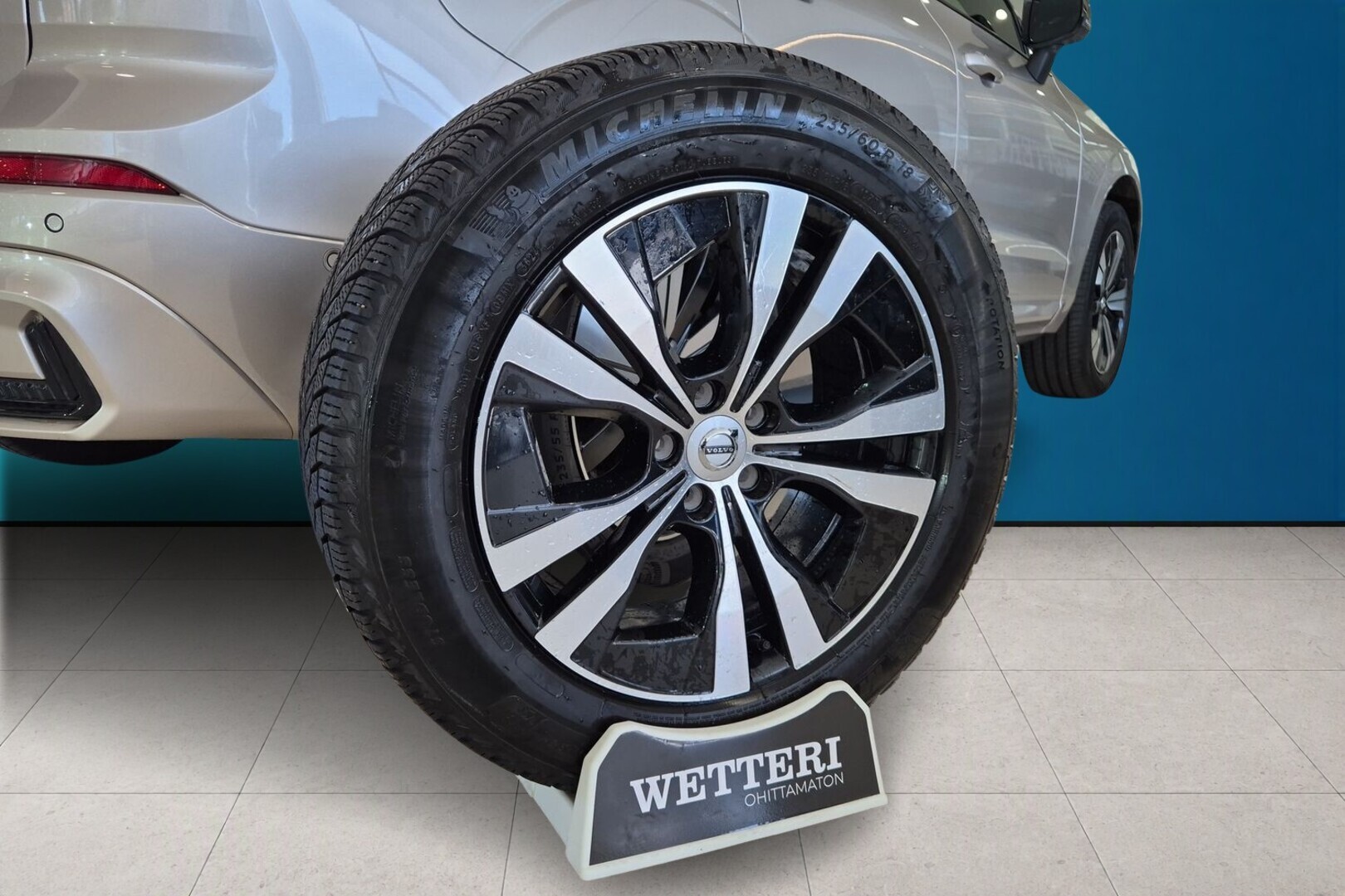 VOLVO XC60 21