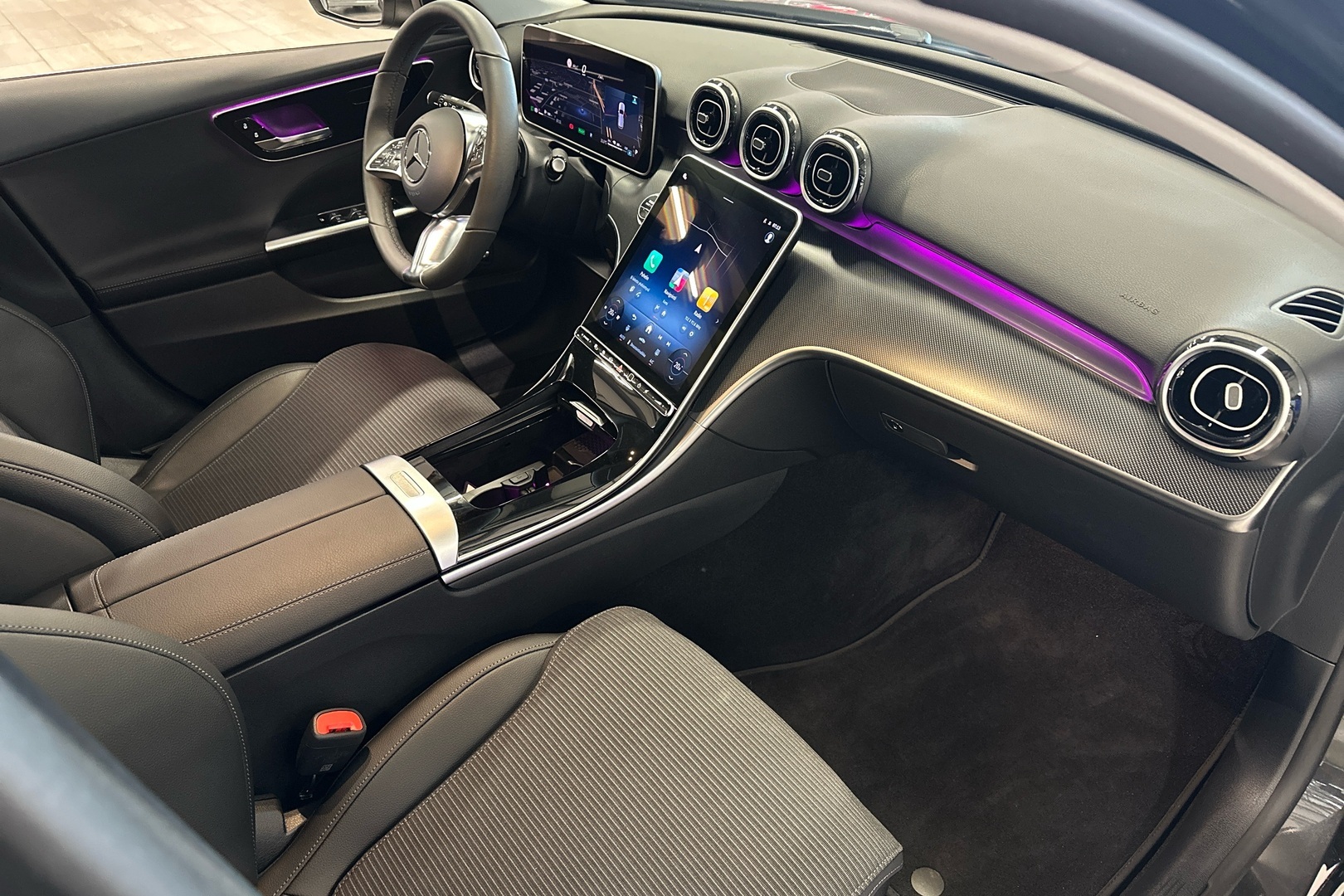 MERCEDES-BENZ C 8