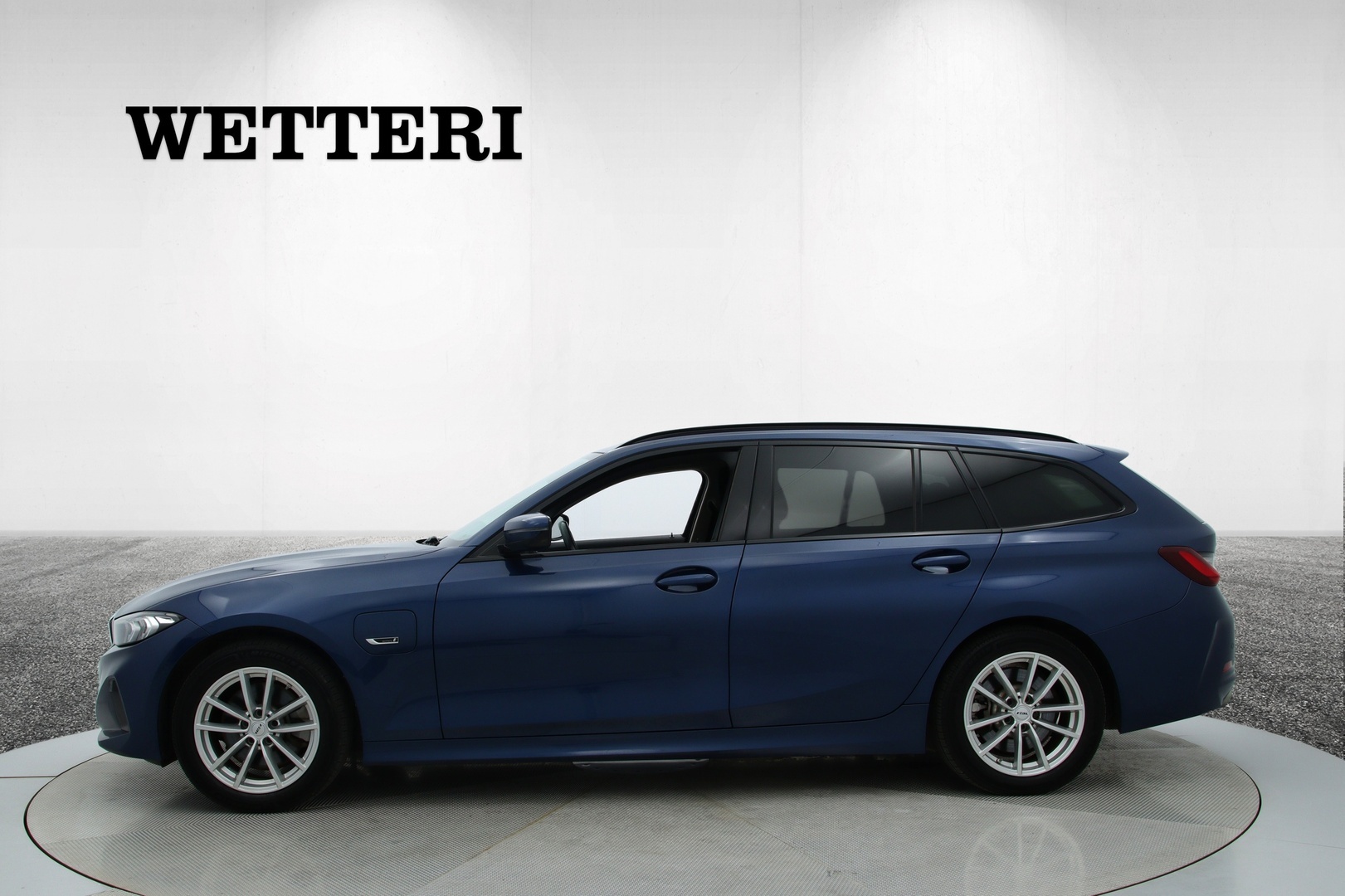 BMW 330 3