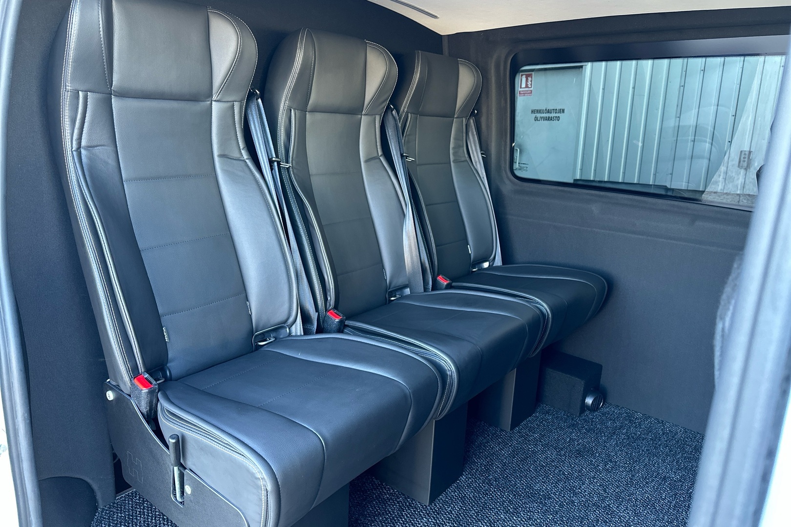 MERCEDES-BENZ VITO 10