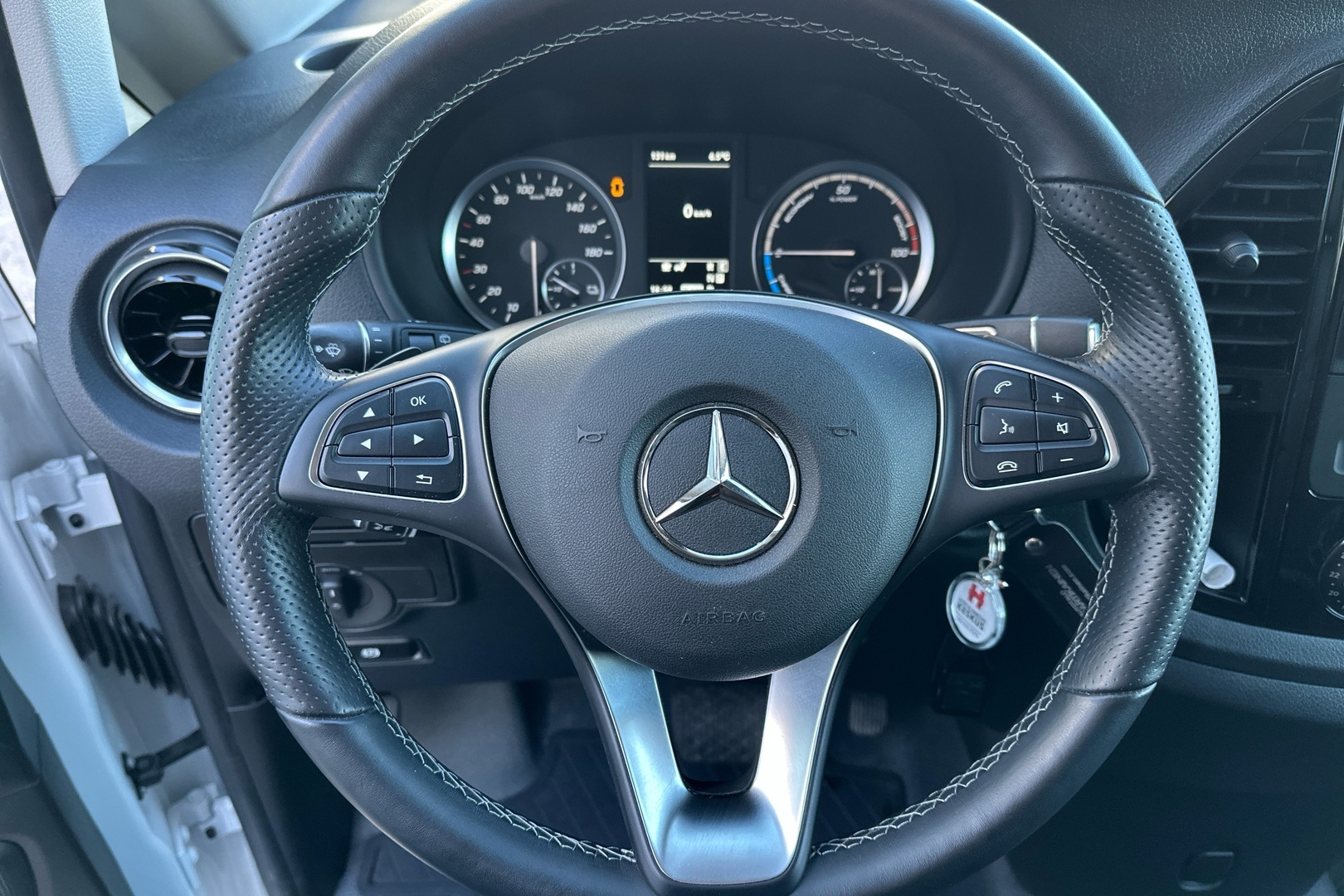 MERCEDES-BENZ VITO 15