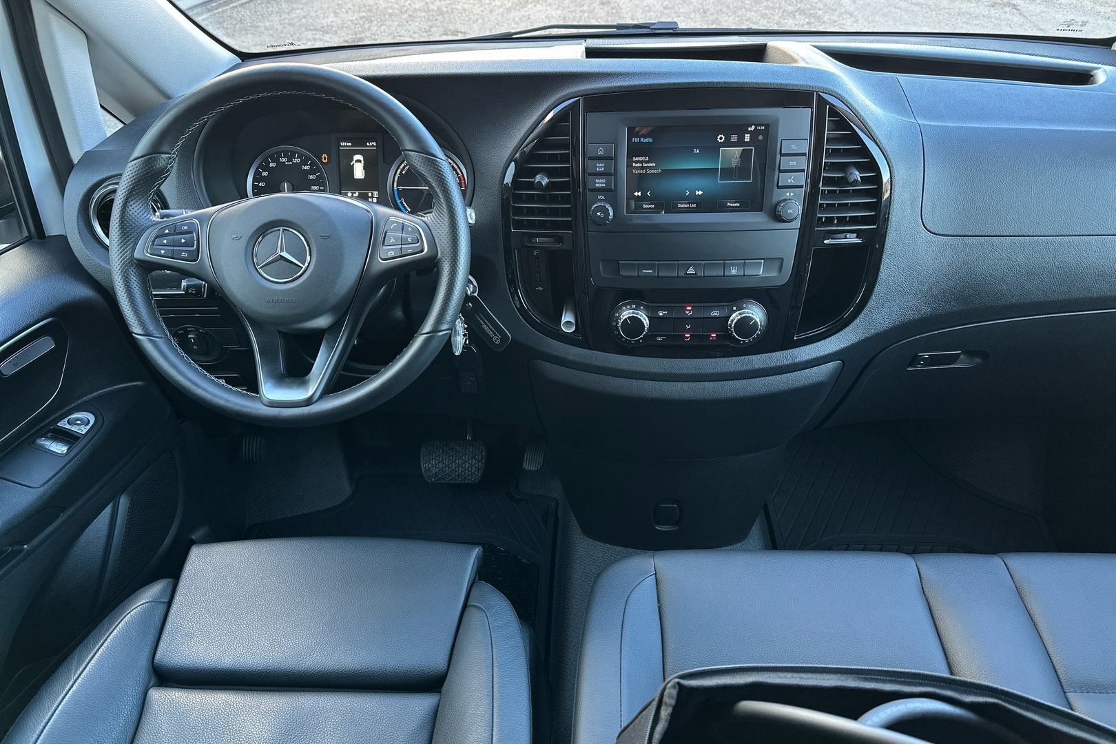 MERCEDES-BENZ VITO 9