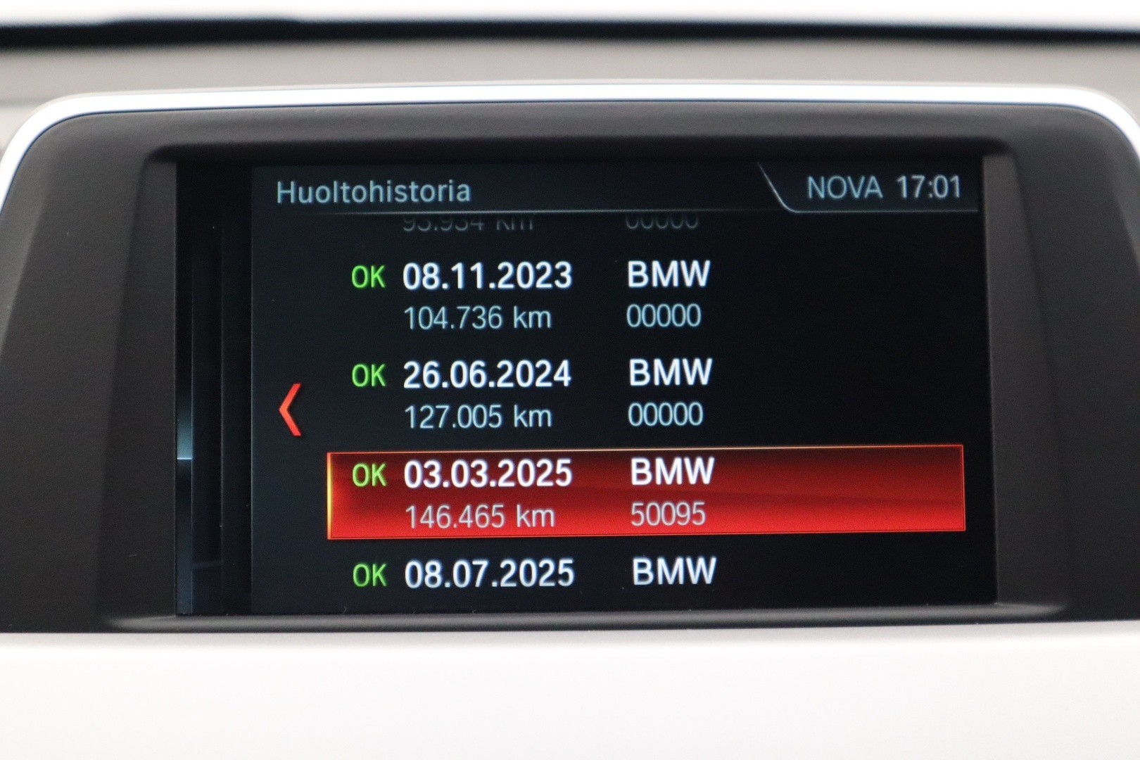 BMW X1 28