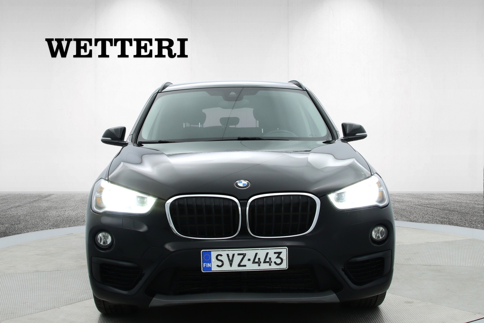 BMW X1 8