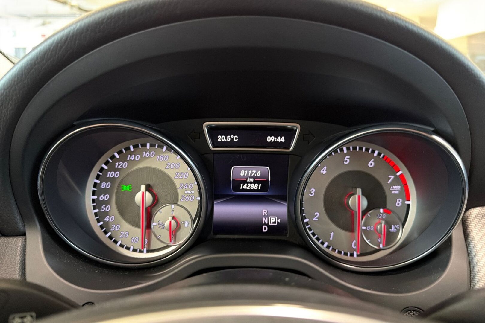 MERCEDES-BENZ GLA 15