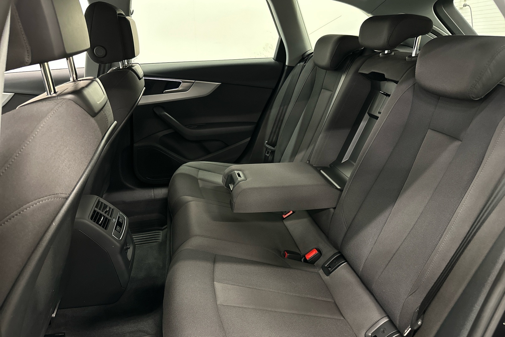 AUDI A4 ALLROAD 26