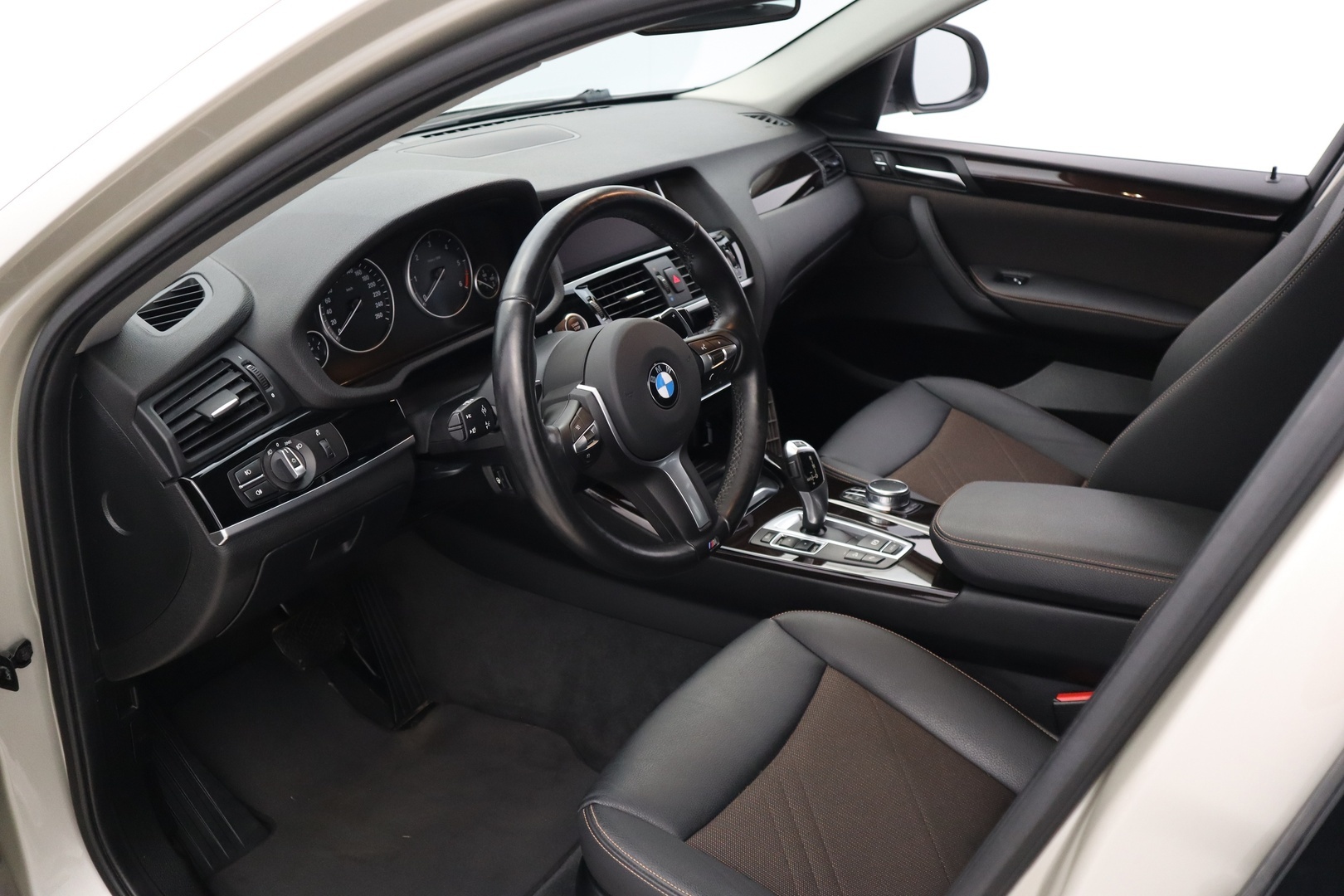 BMW X4 15