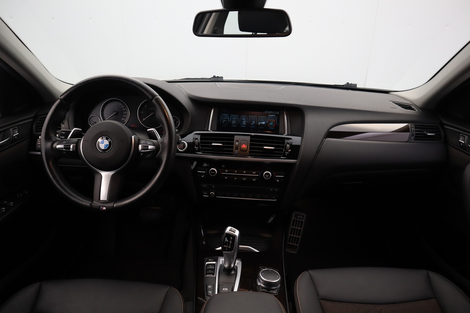 BMW X4 38