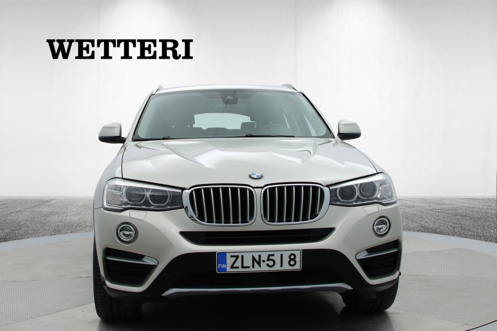 BMW X4 8