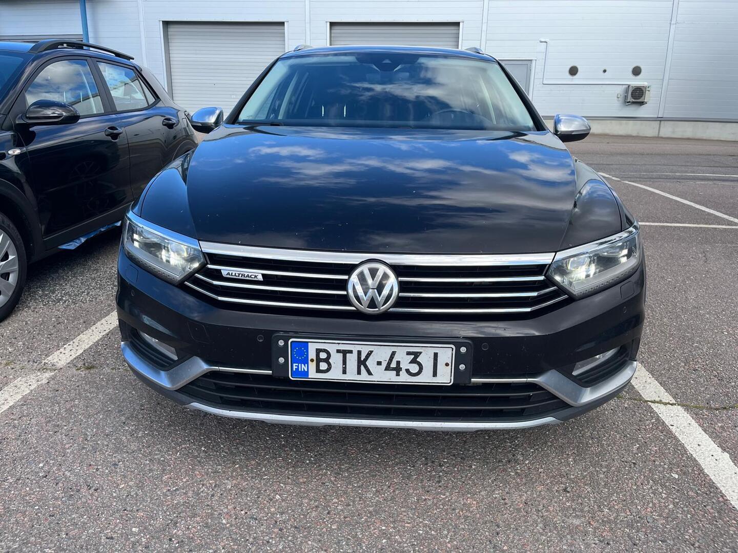 VOLKSWAGEN Passat 2015
