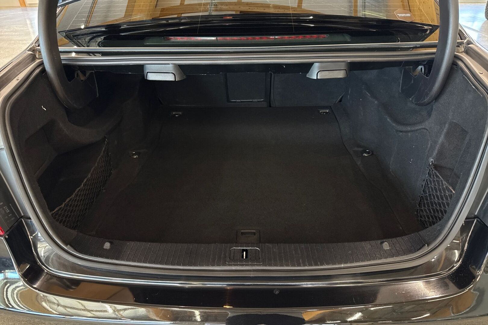 MERCEDES-BENZ E 2013