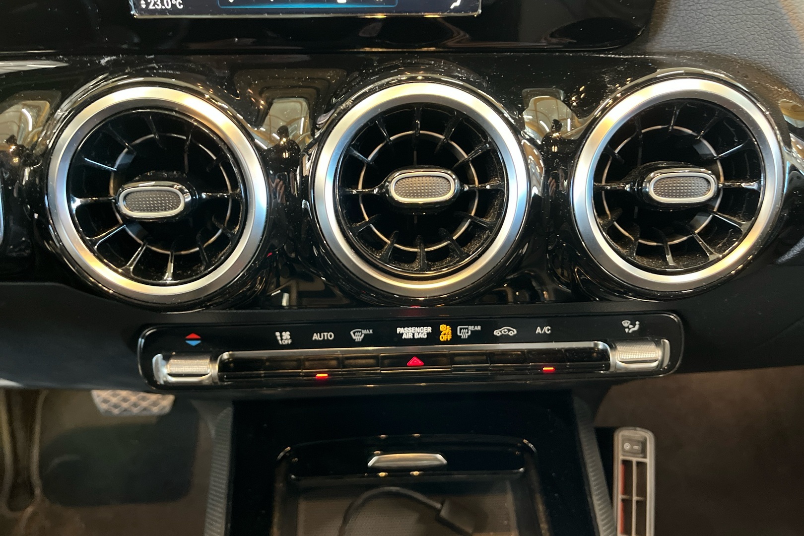 MERCEDES-BENZ B 2019