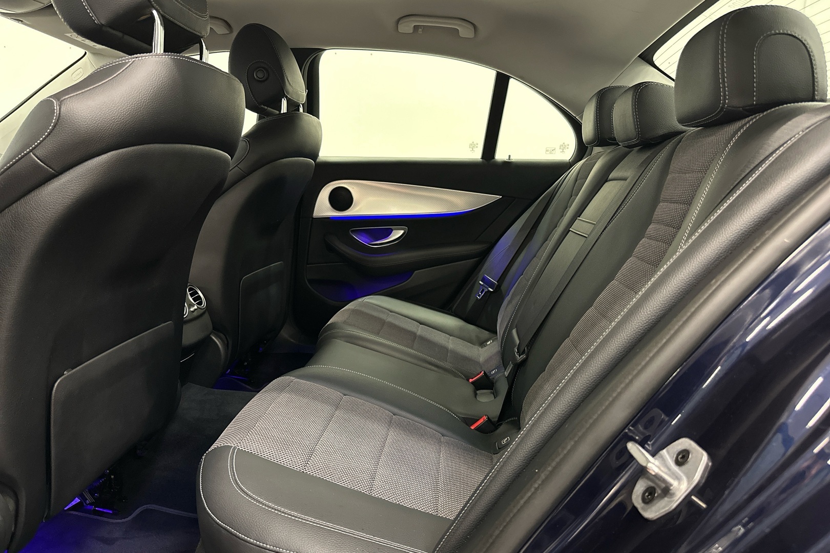 MERCEDES-BENZ E 2019