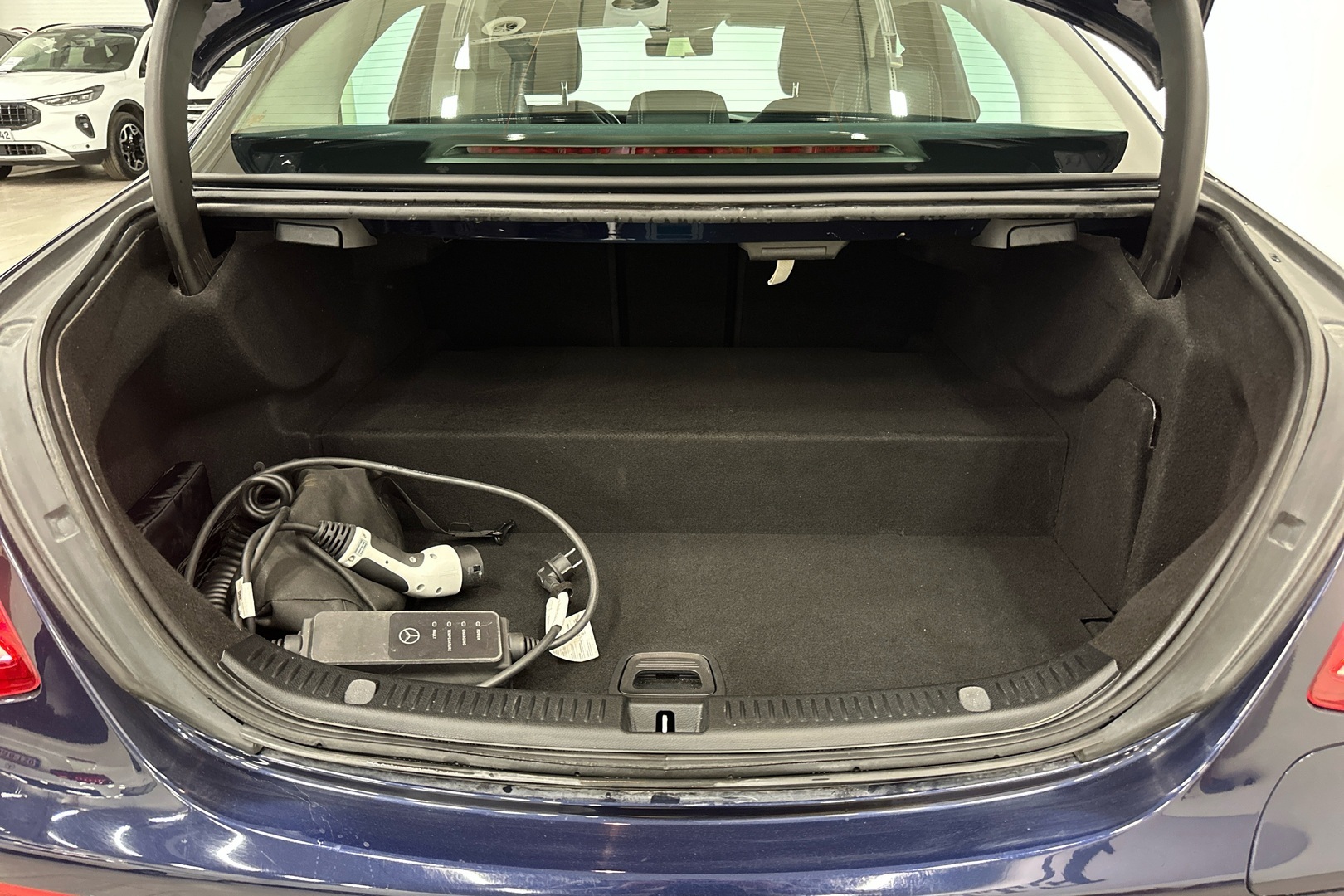 MERCEDES-BENZ E 2019