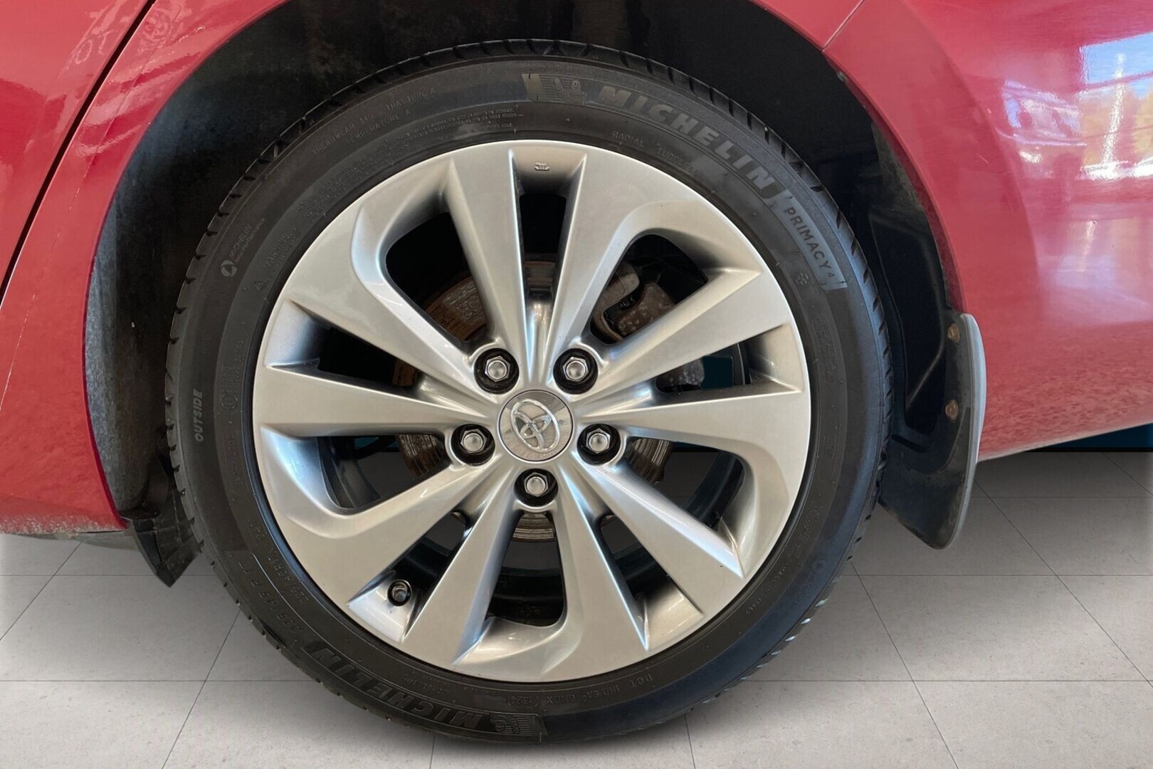 TOYOTA Auris 2017