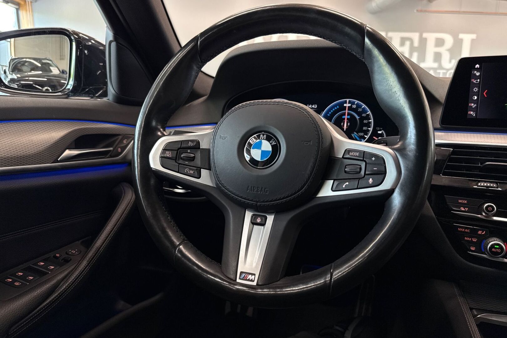 BMW 530 2019