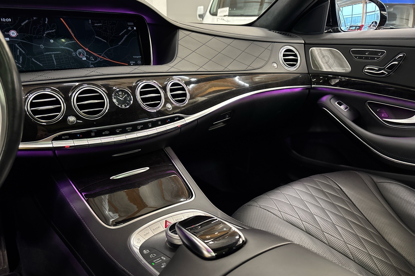 MERCEDES-BENZ S 2017