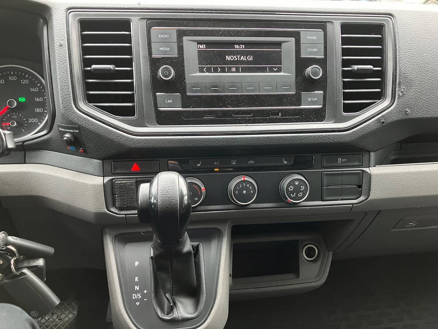 VOLKSWAGEN Crafter 2020