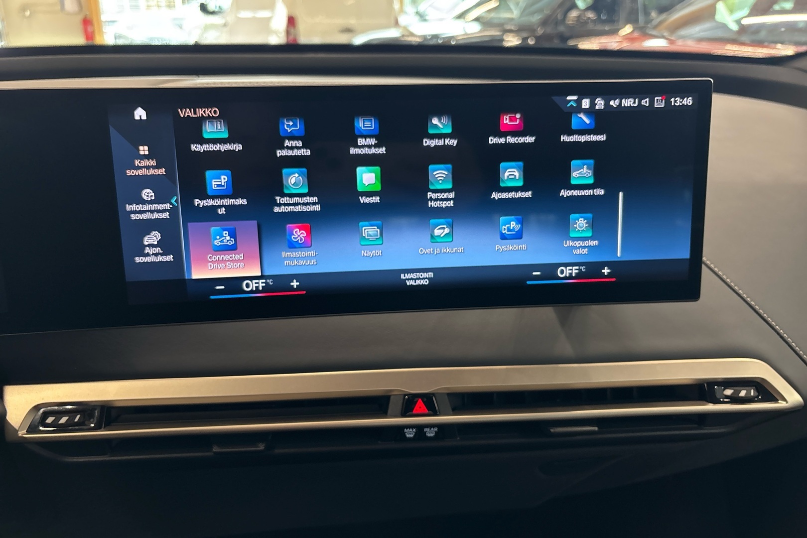 BMW iX 2023