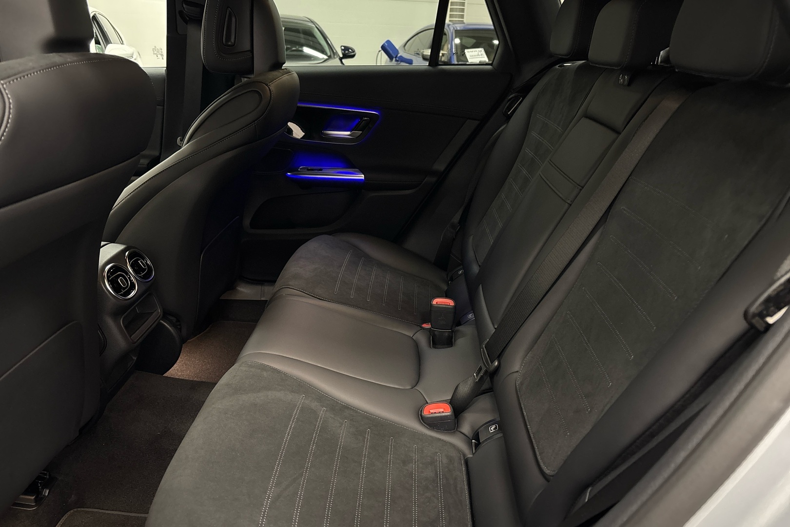 MERCEDES-BENZ GLC 2026