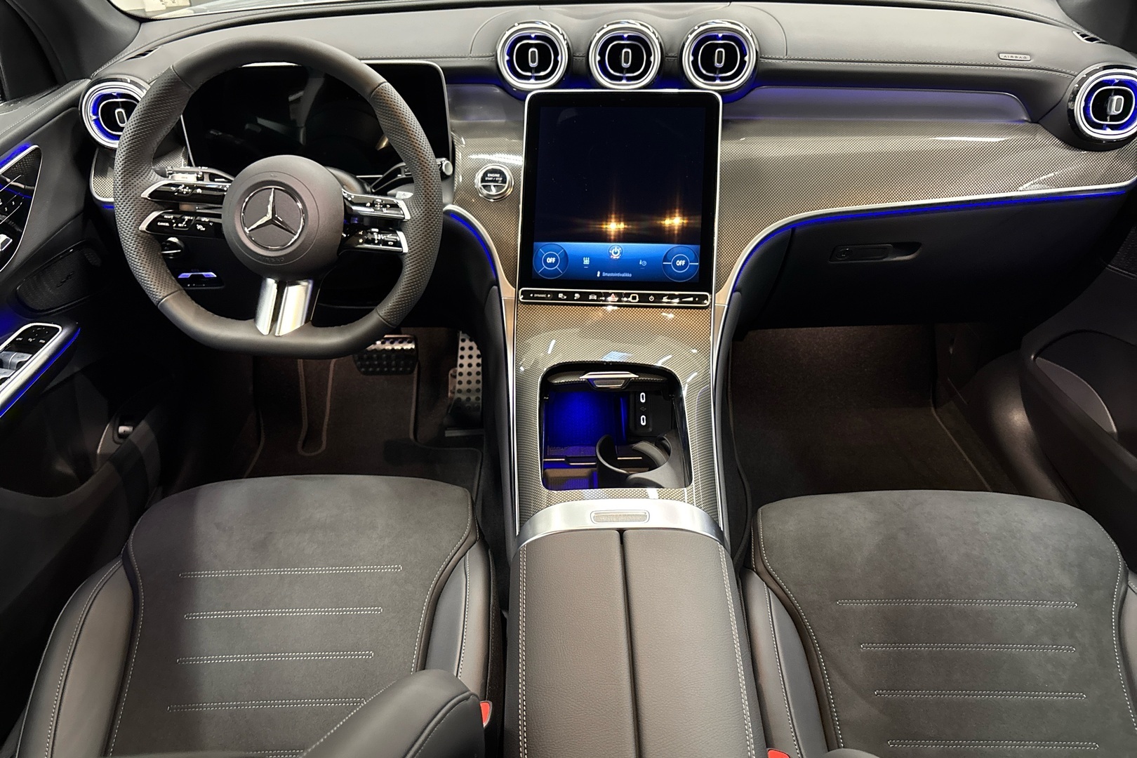 MERCEDES-BENZ GLC 2026