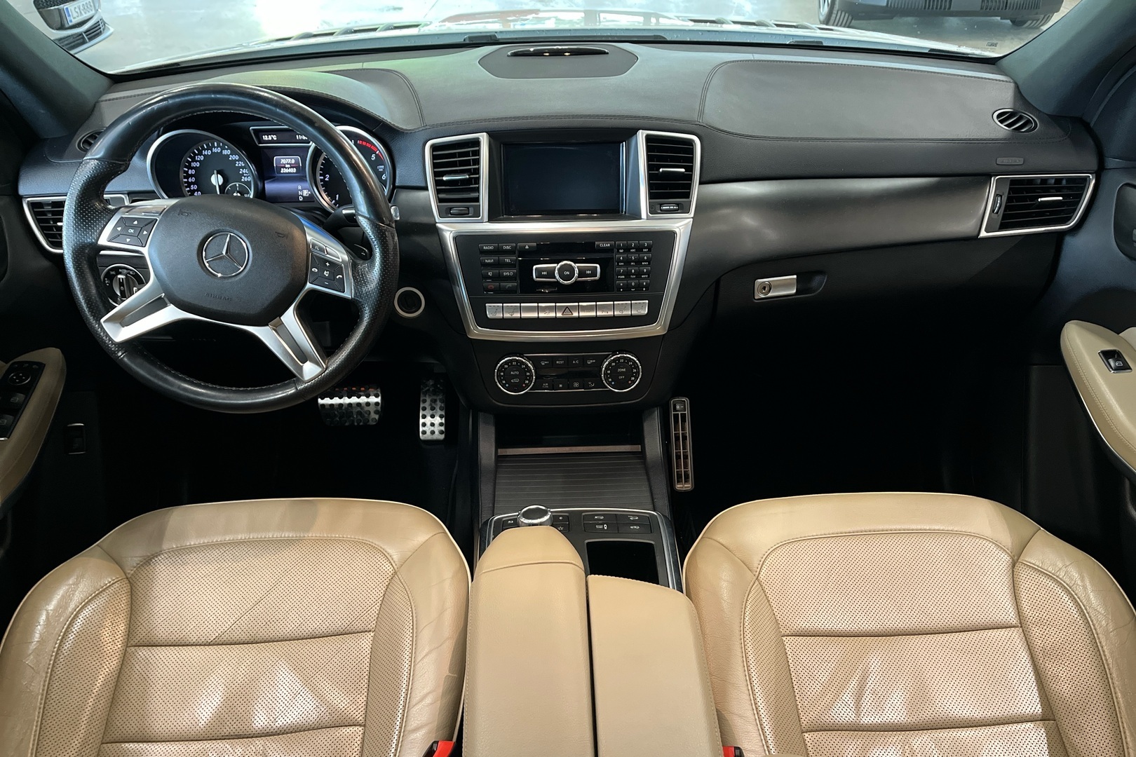 MERCEDES-BENZ GL 2014