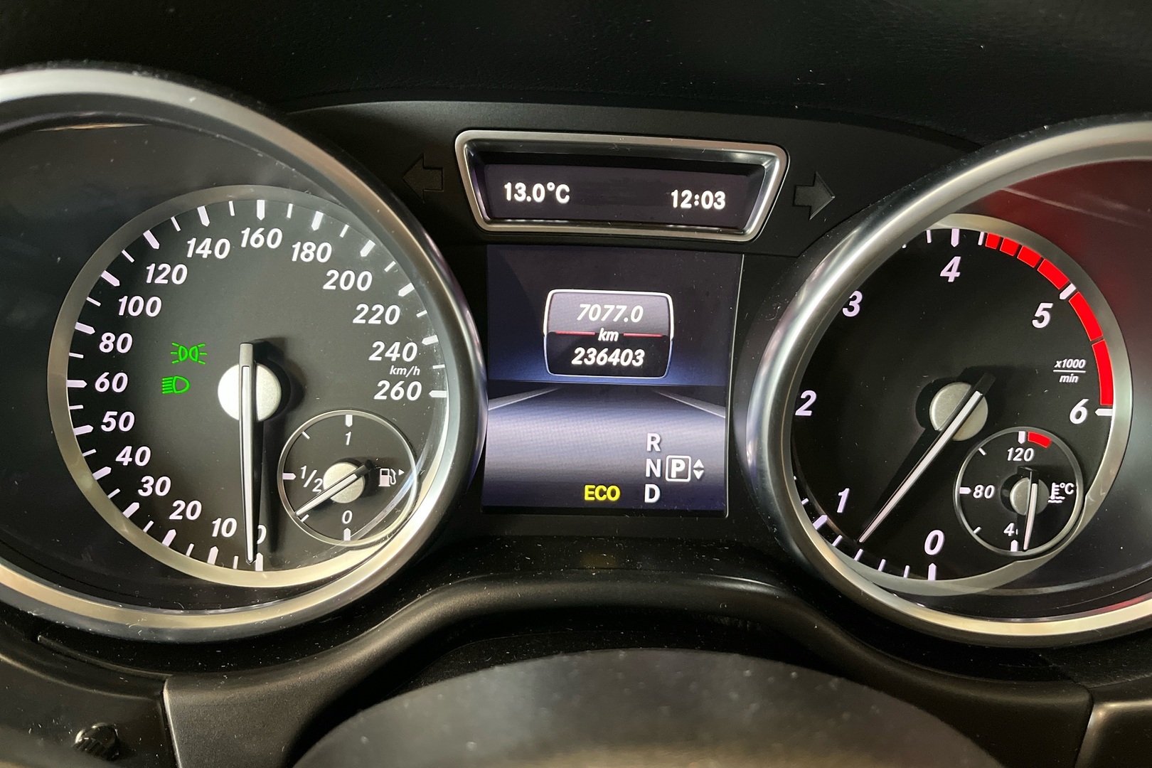 MERCEDES-BENZ GL 2014