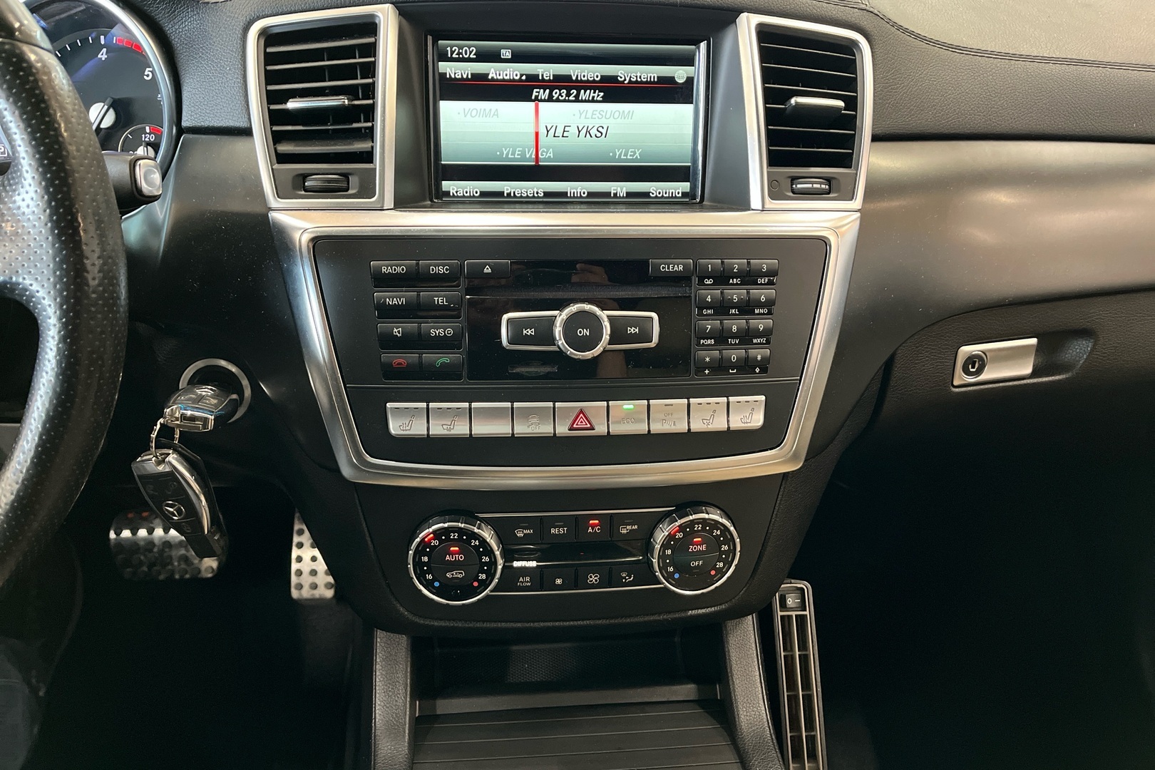 MERCEDES-BENZ GL 2014