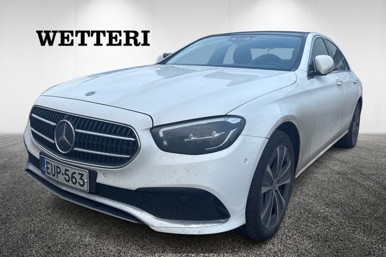 MERCEDES-BENZ E 2023