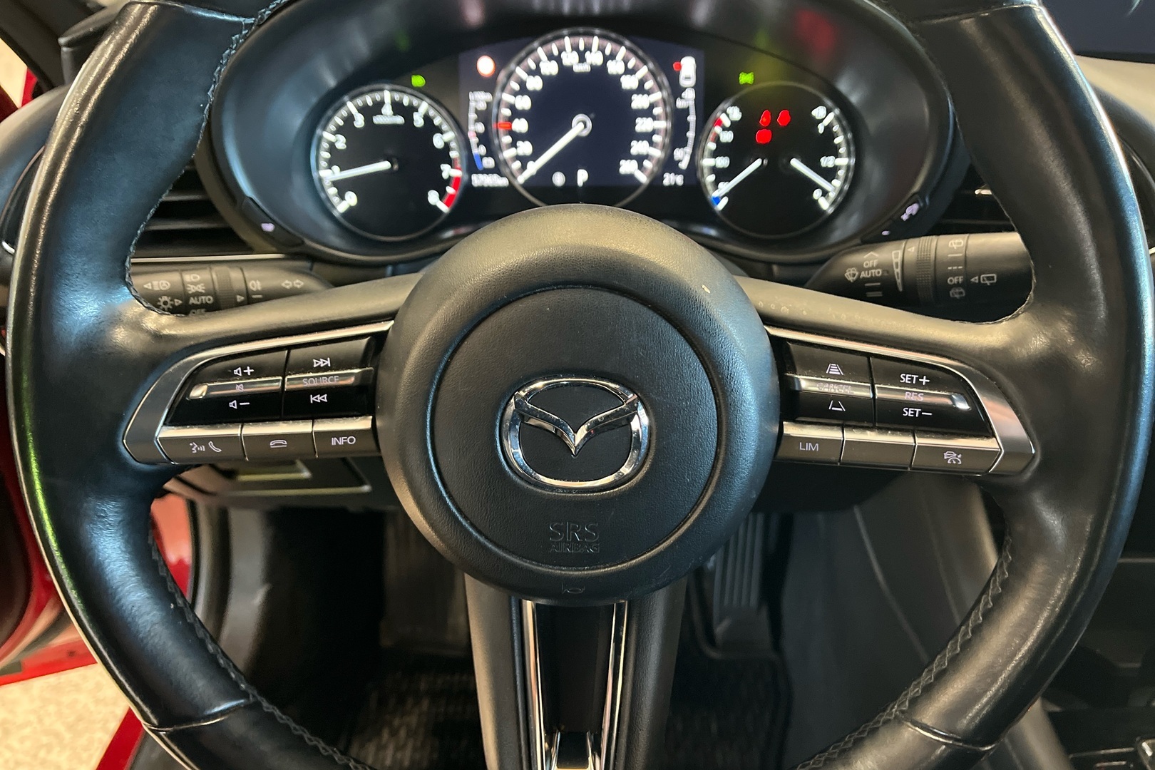 MAZDA Mazda3 2022