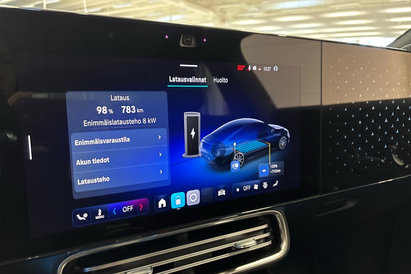 MERCEDES-BENZ CLA 2025