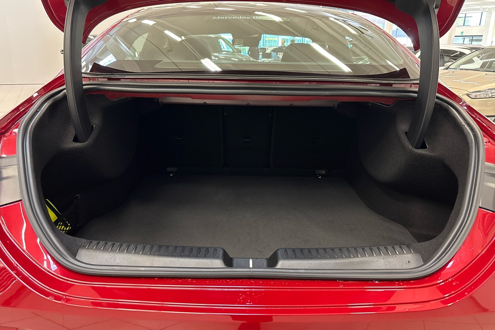 MERCEDES-BENZ CLA 2025