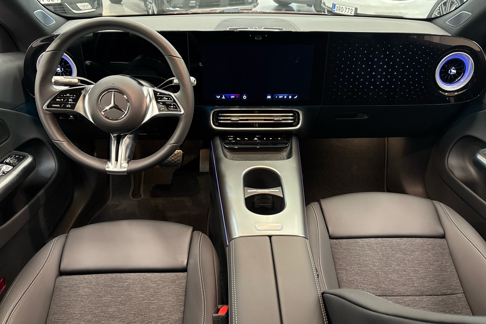 MERCEDES-BENZ CLA 2025