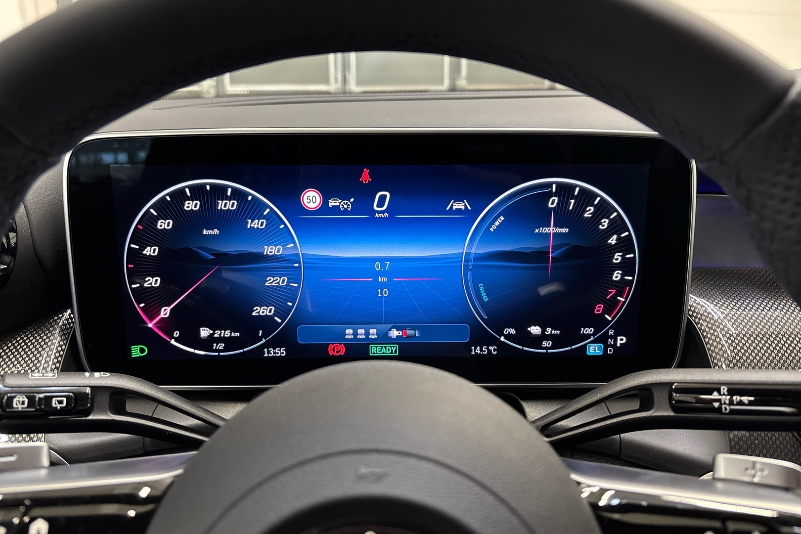 MERCEDES-BENZ GLC 2025