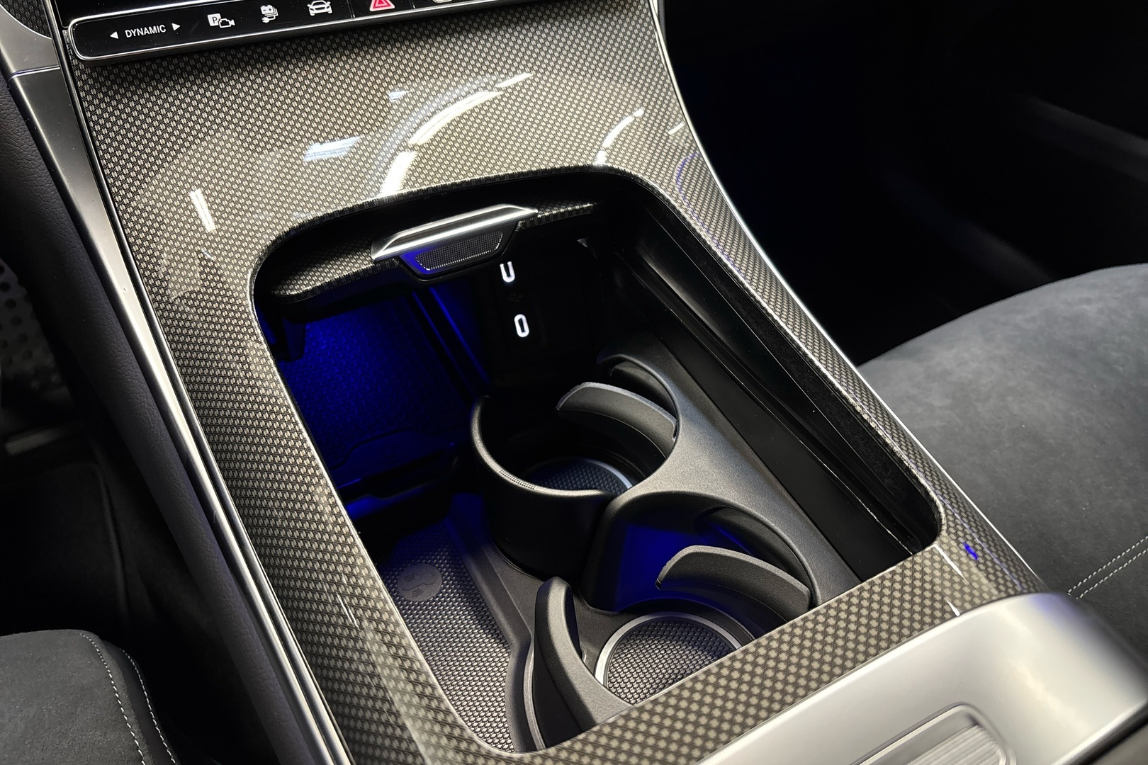 MERCEDES-BENZ GLC 2025